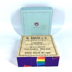 GUCCI Ginza store renewal commemoration Michele puzzle cube GG logo interior